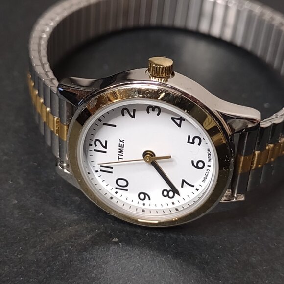 Two Tone Timex Indiglo T2NO68 6.5 Inches - Picture 5 of 12